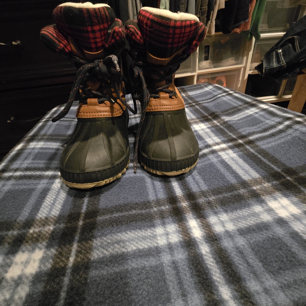 GAP Plaid Lined Winter Boots